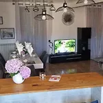 Maison De Avec Garage בית נופש פראד