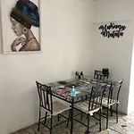 Maison De Avec Garage בית נופש
