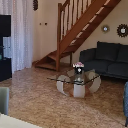 Maison De Avec Garage Сasa de vacaciones