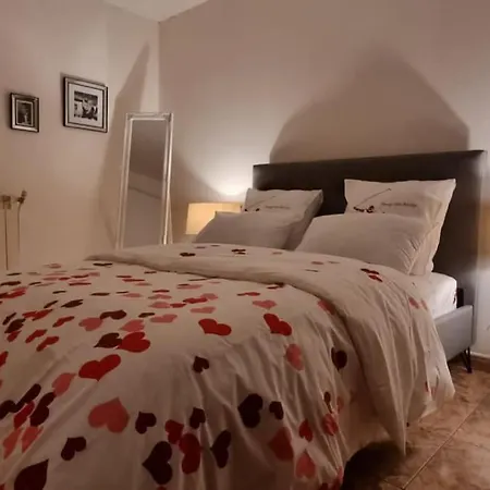 Maison De Avec Garage Tatil Evi Prades (Pyrenees-Orientales)