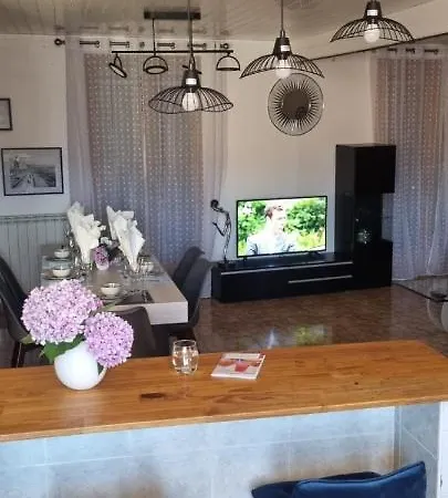 Maison De Avec Garage Tatil Evi Prades (Pyrenees-Orientales)