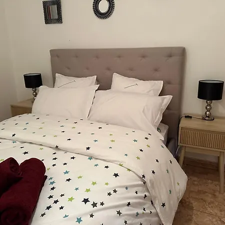 Сasa de vacaciones Maison De Avec Garage Prades