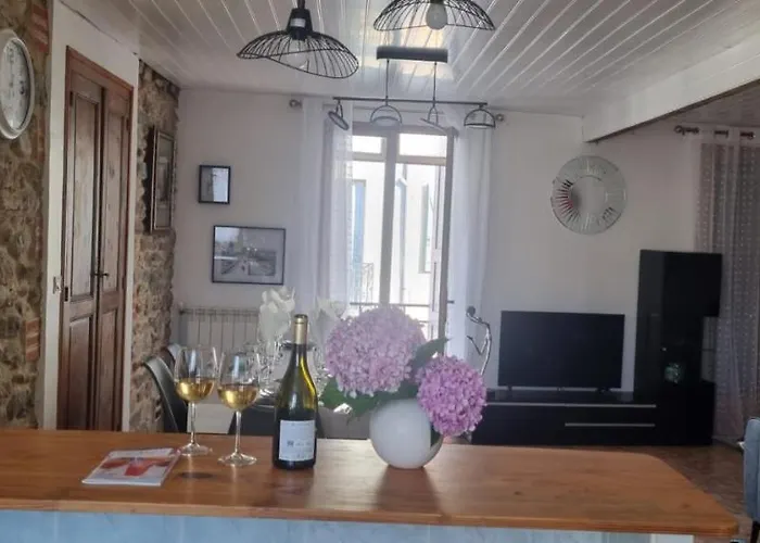 Maison De Avec Garage Casa vacanze *